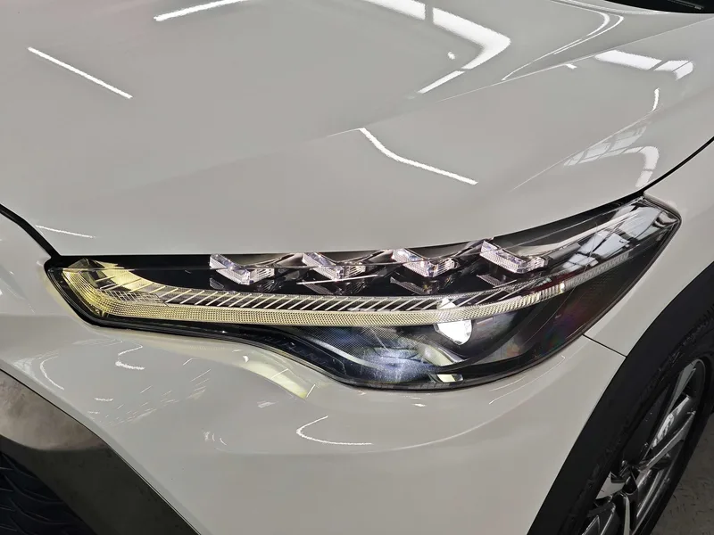 Toyota Frontlander 2022 2.0L CVT Luxury PLUS version interior photo 19 Toyota Frontlander 2022 2.0L CVT Luxury PLUS version interior photo 19