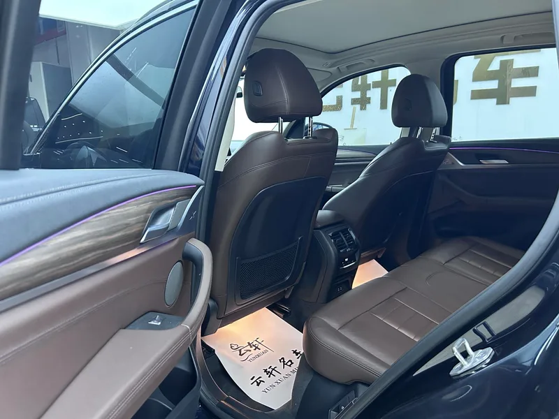 BMW X3 2021 Reforma xDrive28i M Conjunto deportivo interior foto 8
