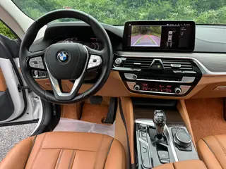BMW 6 Series GT 2022 630i Роскошный дизайнерский набор экстерьер фото 8 BMW 6 Series GT 2022 630i Роскошный дизайнерский набор экстерьер фото 8
