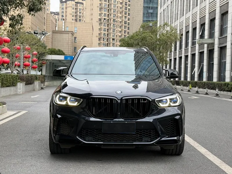 BMW X5 M 2021 X5 M extérieur photo 2 BMW X5 M 2021 X5 M extérieur photo 2