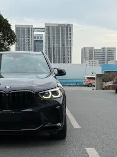 BMW X5 M 2021 X5 M extérieur photo 7 BMW X5 M 2021 X5 M extérieur photo 7