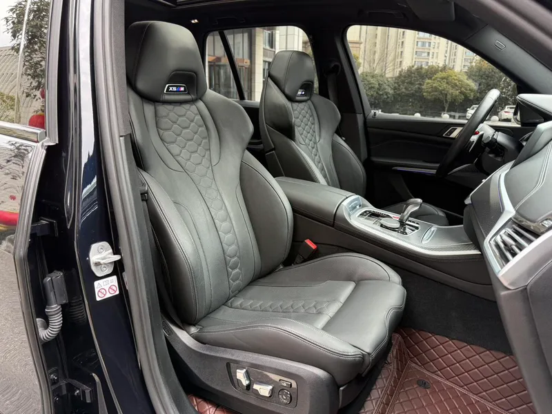 BMW X5 M 2021 X5 M intérieur photo 17 BMW X5 M 2021 X5 M intérieur photo 17