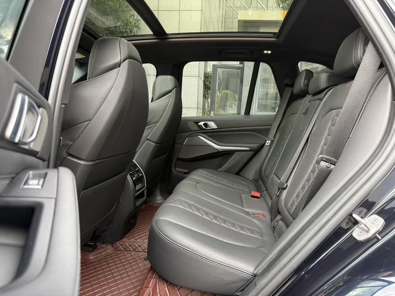 BMW X5 M 2021 X5 M intérieur photo 19 BMW X5 M 2021 X5 M intérieur photo 19
