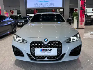 BMW 4 Series 2024 430i M Set de nuit de sport extérieur photo 2 BMW 4 Series 2024 430i M Set de nuit de sport extérieur photo 2