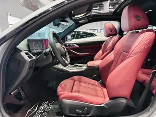 BMW 4 Series 2024 430i M Set de nuit de sport intérieur photo 12 BMW 4 Series 2024 430i M Set de nuit de sport intérieur photo 12
