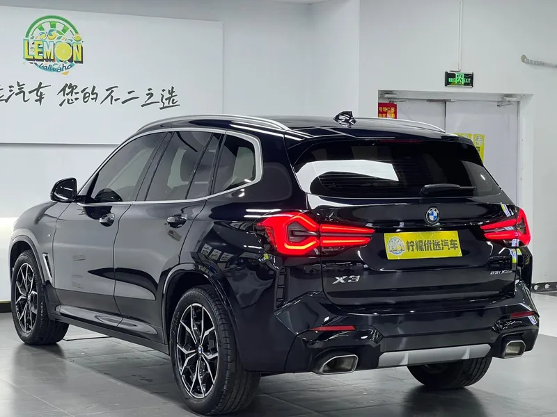 BMW X3 2022 xDrive25i M Спортивный костюм экстерьер фото 7 BMW X3 2022 xDrive25i M Спортивный костюм экстерьер фото 7