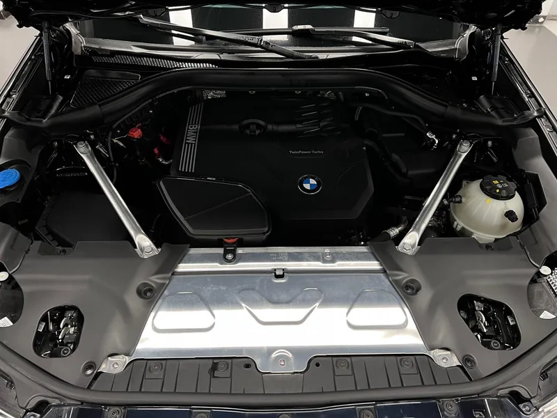 BMW X3 2022 xDrive25i M Спортивный костюм экстерьер фото 10 BMW X3 2022 xDrive25i M Спортивный костюм экстерьер фото 10