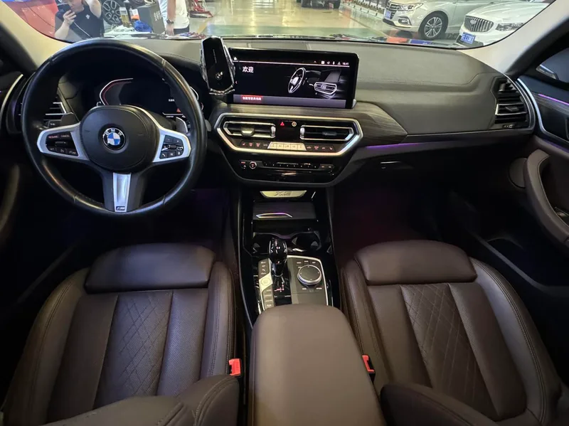 BMW X3 2022 Reforma xDrive30i Líder M Traje de noche Yao interior foto 11 BMW X3 2022 Reforma xDrive30i Líder M Traje de noche Yao interior foto 11
