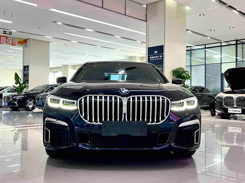 BMW 7 Series 2021 740Li Leader M Ensemble de sport extérieur photo 3 BMW 7 Series 2021 740Li Leader M Ensemble de sport extérieur photo 3