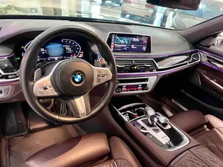BMW 7 Series 2021 740Li Leader M Ensemble de sport extérieur photo 5 BMW 7 Series 2021 740Li Leader M Ensemble de sport extérieur photo 5