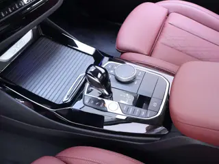BMW X3 2023 xDrive30i Leading Type M Obsidian Night Suit interior photo 13 BMW X3 2023 xDrive30i Leading Type M Obsidian Night Suit interior photo 13
