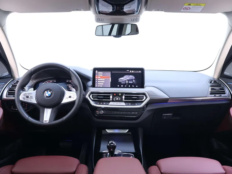BMW X3 2023 xDrive30i Leading Type M Obsidian Night Suit interior photo 14 BMW X3 2023 xDrive30i Leading Type M Obsidian Night Suit interior photo 14