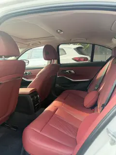 BMW 3 Series 2023 325i M Sports suit interior photo 9