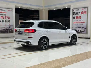 BMW X5 2022 xDrive30i M Sports suit exterior photo 5 BMW X5 2022 xDrive30i M Sports suit exterior photo 5
