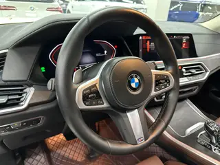 BMW X5 2022 xDrive30i M Sports suit interior photo 15 BMW X5 2022 xDrive30i M Sports suit interior photo 15