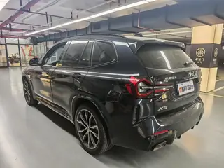 BMW X3 2023 xDrive30i Líder M Traje de noche Yao exterior foto 5 BMW X3 2023 xDrive30i Líder M Traje de noche Yao exterior foto 5