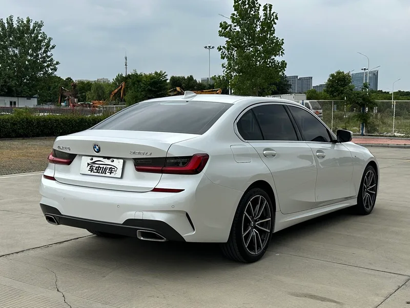 BMW 3 Series 2022 325Li M Sports suit exterior photo 4 BMW 3 Series 2022 325Li M Sports suit exterior photo 4