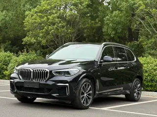 BMW X5 2022 Mise à jour xDrive 30Li Type de luxe M Ensemble de sport