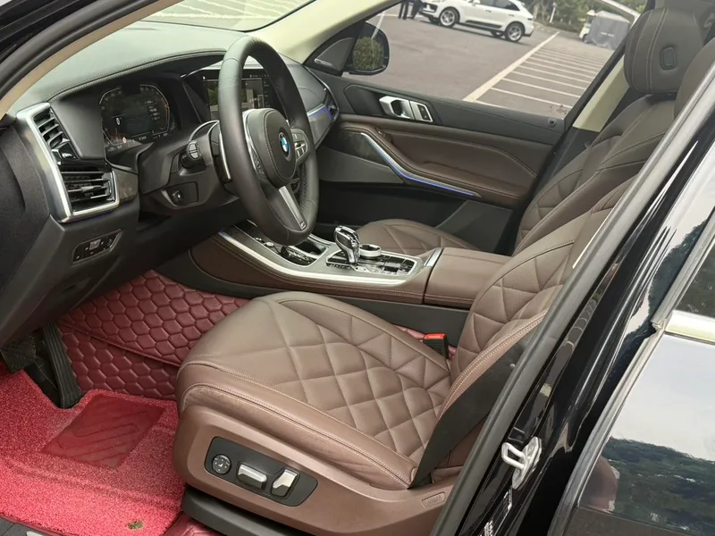 BMW X5 2022 Mise à jour xDrive 30Li Type de luxe M Ensemble de sport intérieur photo 14 BMW X5 2022 Mise à jour xDrive 30Li Type de luxe M Ensemble de sport intérieur photo 14
