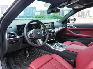 BMW 4 Series 2023 425i M Sports suit interior photo 10 BMW 4 Series 2023 425i M Sports suit interior photo 10