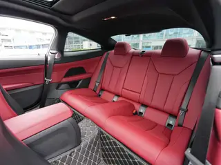BMW 4 Series 2023 425i M Sports suit interior photo 11 BMW 4 Series 2023 425i M Sports suit interior photo 11