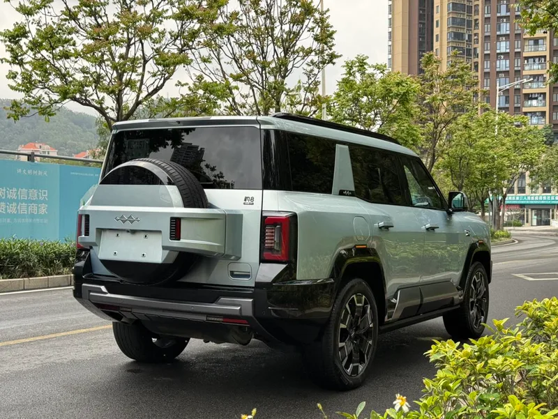 Fangchengbao Leopard 8 2025 Zhiyong Flagship Edition 7 seat exterior photo 9 Fangchengbao Leopard 8 2025 Zhiyong Flagship Edition 7 seat exterior photo 9