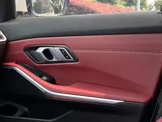 BMW 3 Series 2025 325i M Sports suit exterior photo 8