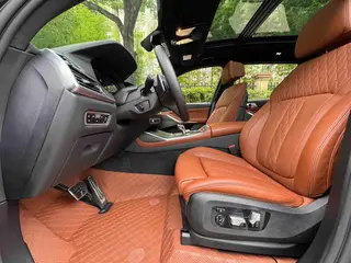 BMW X7 2022 xDrive40i Tipo de lujo M Conjunto deportivo exterior foto 9 BMW X7 2022 xDrive40i Tipo de lujo M Conjunto deportivo exterior foto 9