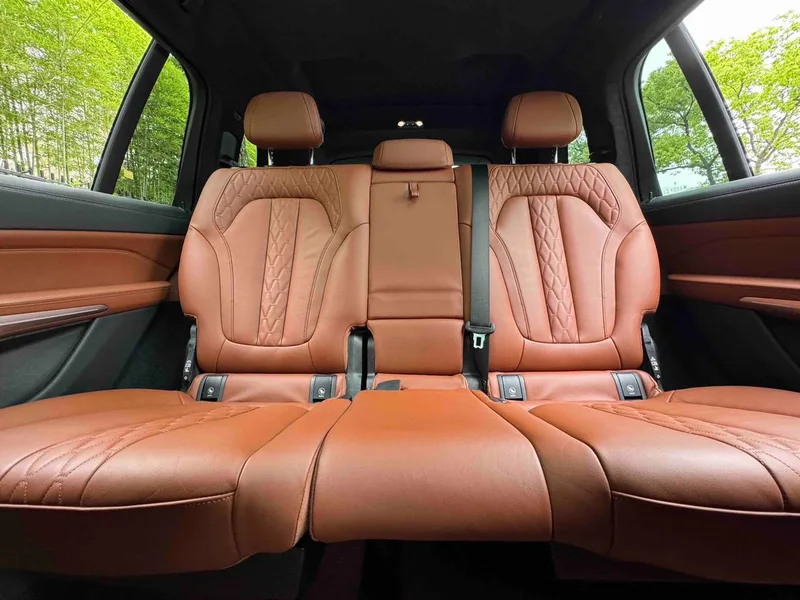 BMW X7 2022 xDrive40i Tipo de lujo M Conjunto deportivo interior foto 18 BMW X7 2022 xDrive40i Tipo de lujo M Conjunto deportivo interior foto 18