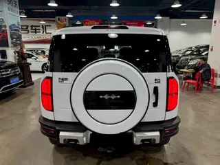Fangchengbao Leopard 5 2025 125KM God Zhijia Max version exterior photo 5 Fangchengbao Leopard 5 2025 125KM God Zhijia Max version exterior photo 5