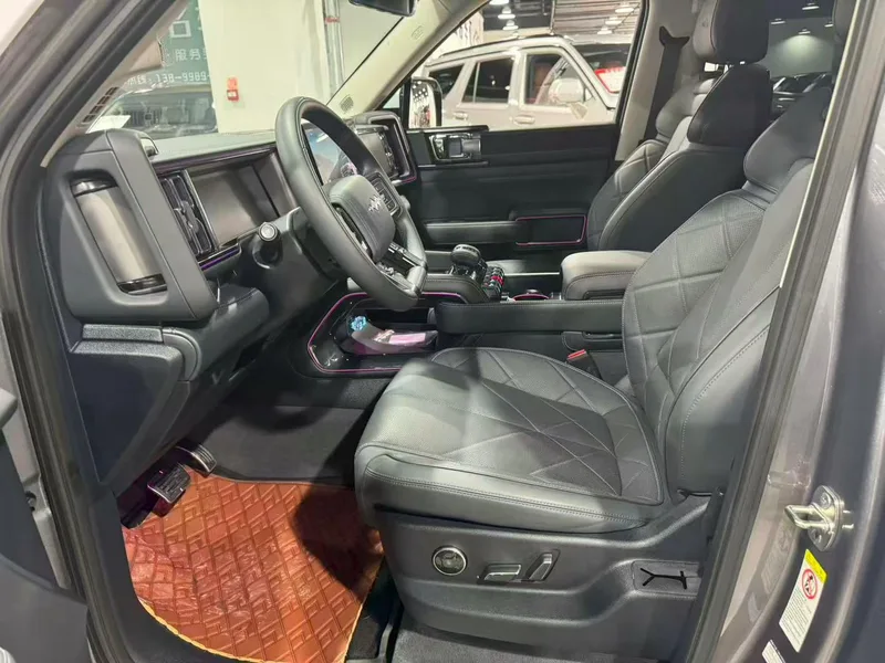 Fangchengbao Leopard 5 2025 125KM God Zhijia Max version interior photo 8 Fangchengbao Leopard 5 2025 125KM God Zhijia Max version interior photo 8
