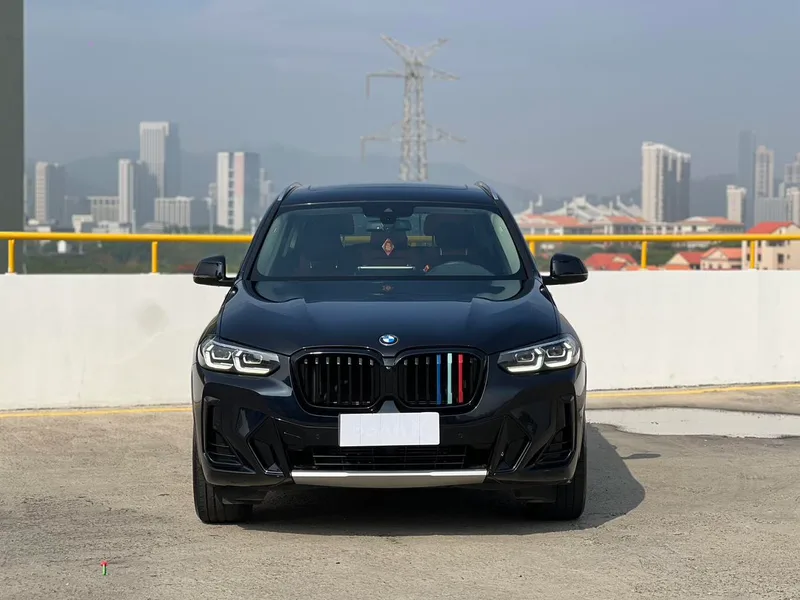 BMW X3 2022 xDrive25i M Sports suit exterior photo 2 BMW X3 2022 xDrive25i M Sports suit exterior photo 2