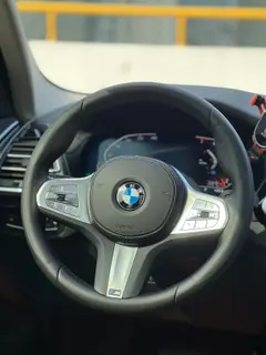 BMW X3 2022 xDrive25i M Sports suit interior photo 10 BMW X3 2022 xDrive25i M Sports suit interior photo 10