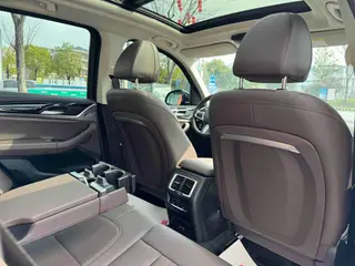 BMW X3 2022 xDrive25i M Sports suit interior photo 19 BMW X3 2022 xDrive25i M Sports suit interior photo 19
