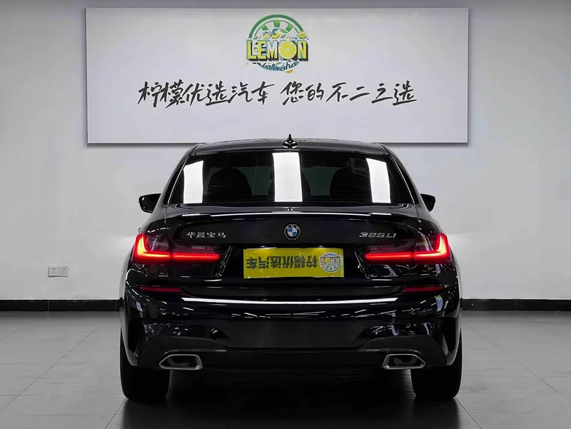 BMW 3 Series 2022 325Li M Спортивный костюм экстерьер фото 6 BMW 3 Series 2022 325Li M Спортивный костюм экстерьер фото 6
