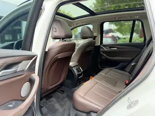 BMW X3 2022 Segundo cambio xDrive30i Líder M Traje de noche Yao exterior foto 6 BMW X3 2022 Segundo cambio xDrive30i Líder M Traje de noche Yao exterior foto 6