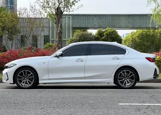 BMW 3 Series 2023 325Li M Sports suit exterior photo 5 BMW 3 Series 2023 325Li M Sports suit exterior photo 5