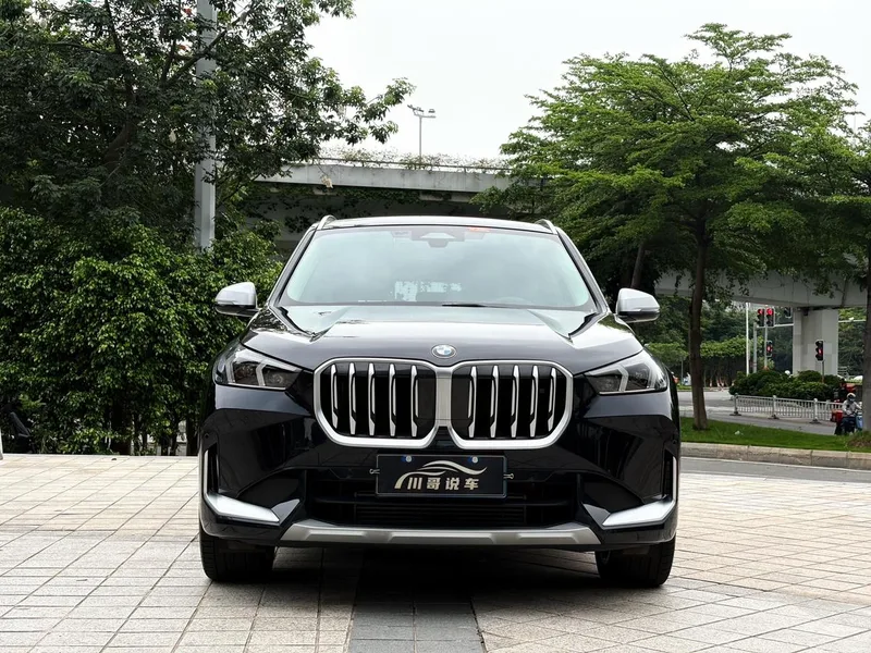BMW X1 2023 sDrive25Li X Design Suit exterior photo 2 BMW X1 2023 sDrive25Li X Design Suit exterior photo 2