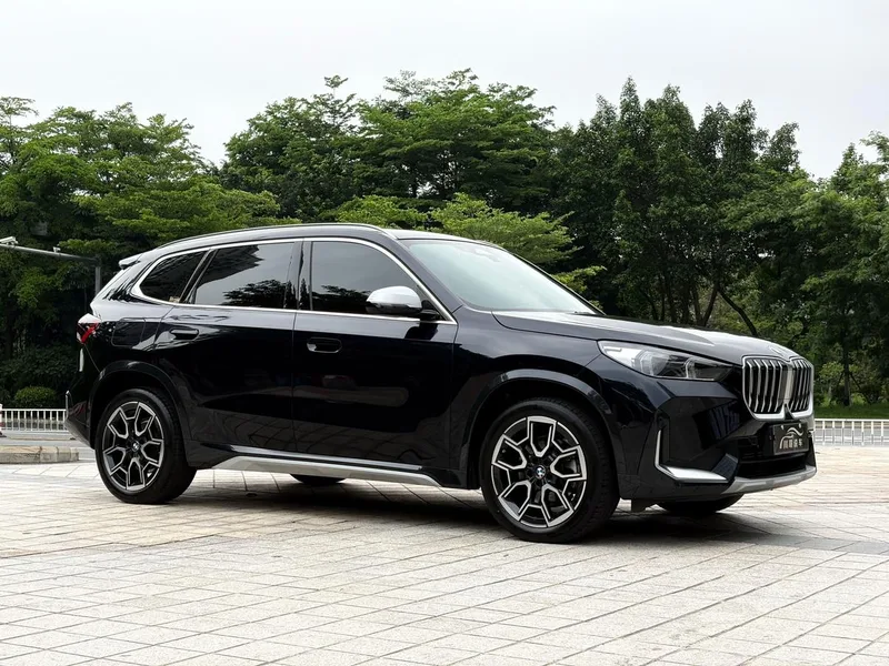 BMW X1 2023 sDrive25Li X Design Suit exterior photo 3 BMW X1 2023 sDrive25Li X Design Suit exterior photo 3