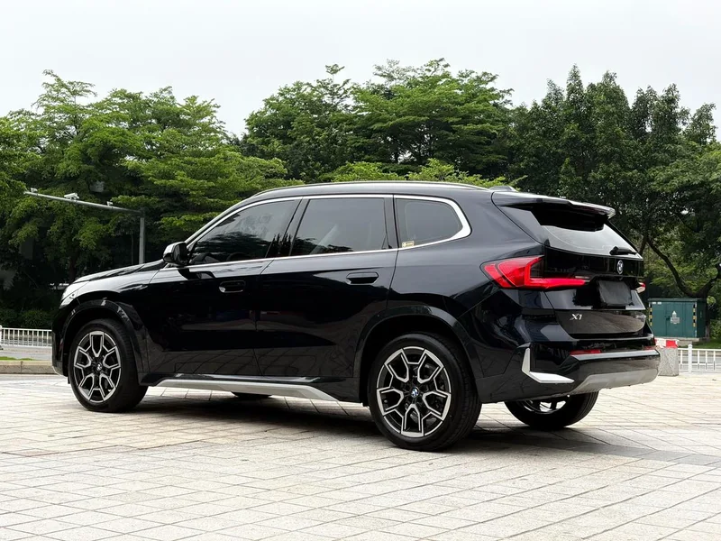 BMW X1 2023 sDrive25Li X Design Suit exterior photo 4 BMW X1 2023 sDrive25Li X Design Suit exterior photo 4