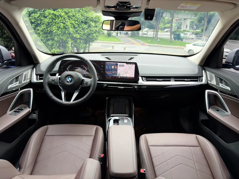 BMW X1 2023 sDrive25Li X Design Suit interior photo 13 BMW X1 2023 sDrive25Li X Design Suit interior photo 13