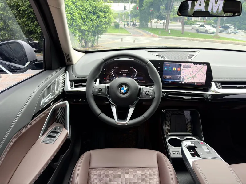 BMW X1 2023 sDrive25Li X Design Suit interior photo 14 BMW X1 2023 sDrive25Li X Design Suit interior photo 14