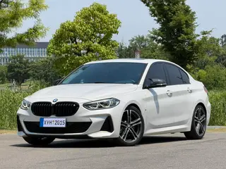 BMW 1 Series 2021 125i M Спортивные ночные издания