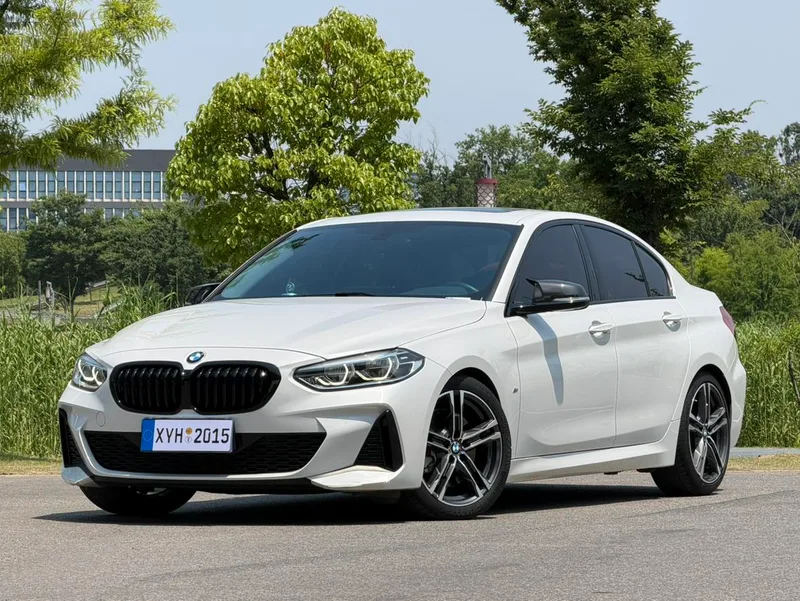BMW 1 Series 2021 125i M Спортивные ночные издания экстерьер фото 1 BMW 1 Series 2021 125i M Спортивные ночные издания экстерьер фото 1