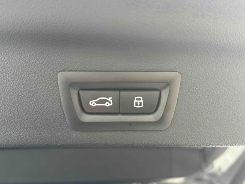 BMW X1 2023 sDrive25Li M Sports suit exterior photo 8
