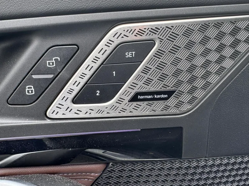 BMW X1 2023 sDrive25Li X Traje de diseño interior foto 10 BMW X1 2023 sDrive25Li X Traje de diseño interior foto 10