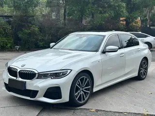 BMW 3 Series 2021 Second change 325Li M Sports suit