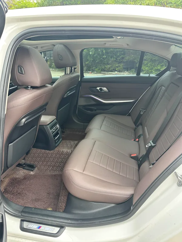 BMW 3 Series 2021 Second change 325Li M Sports suit interior photo 6 BMW 3 Series 2021 Second change 325Li M Sports suit interior photo 6