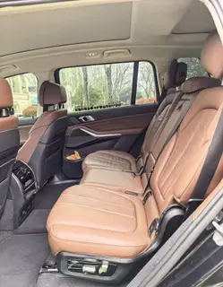 BMW X7 2022 xDrive40i Ведущие роскошные костюмы экстерьер фото 4 BMW X7 2022 xDrive40i Ведущие роскошные костюмы экстерьер фото 4