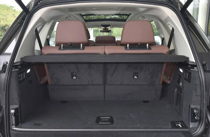 BMW X7 2022 xDrive40i Ведущие роскошные костюмы экстерьер фото 8 BMW X7 2022 xDrive40i Ведущие роскошные костюмы экстерьер фото 8
